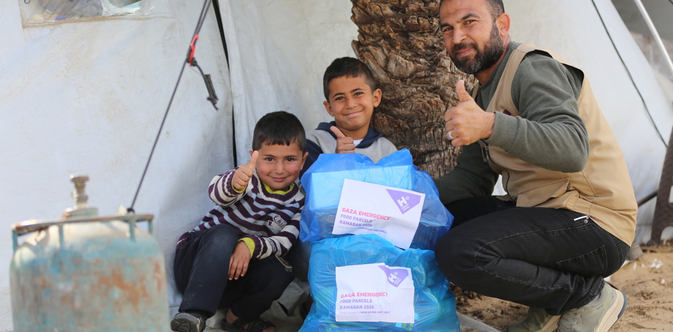 Food parcel delivered to a family in Gaza