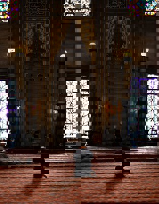 Maximize the month of Shaban with our guide on fasting, Quran recitation, and spiritual preparation. Learn how to prepare for Ramadan 2026 and earn multiplied rewards.